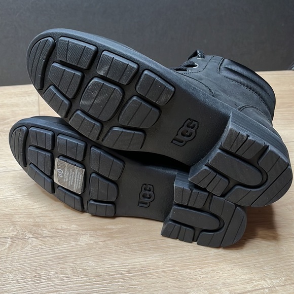 UGG Harrison Lace BLACK WOMEN SIZE 8 US - Picture 9 of 12